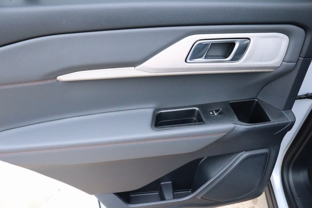 New 2026 Ford Explorer Active image 18