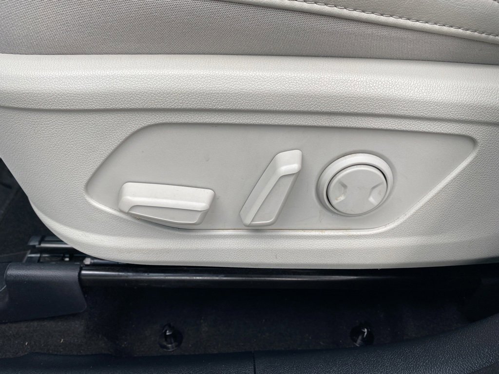 Used 2022 Kia Sorento EX w/ Panoramic Sunroof Package image 25