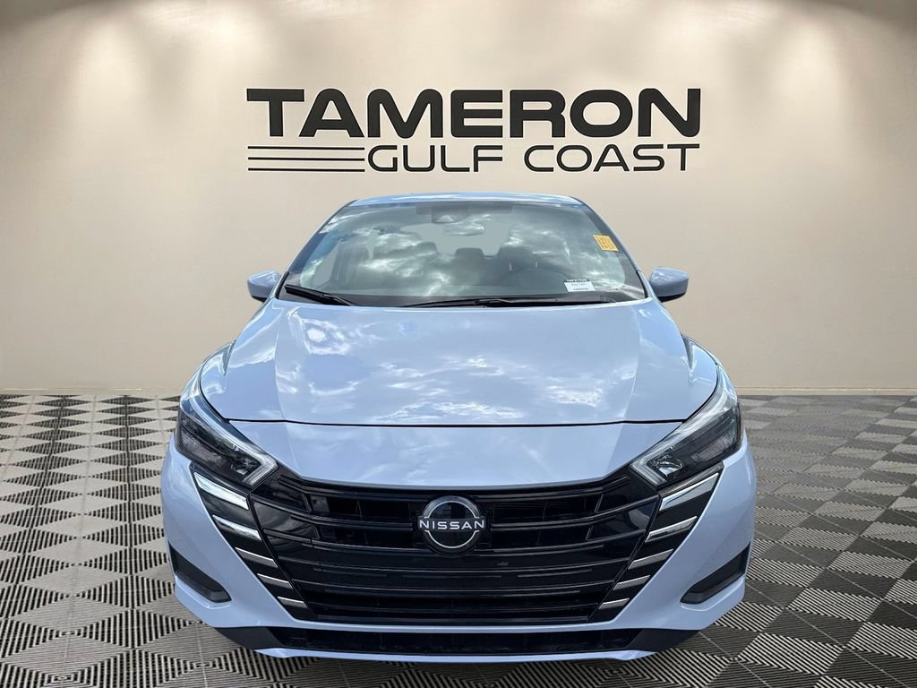 Used 2025 Nissan Versa SV w/ Trunk Package FWD image 2