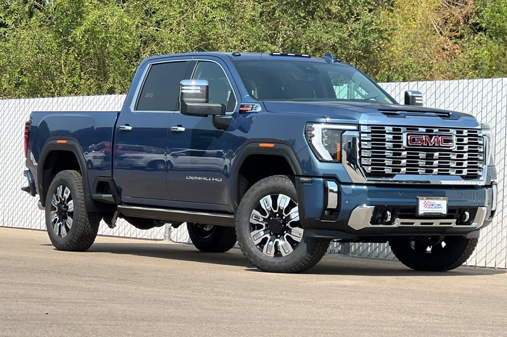 New 2026 GMC Sierra 2500 Denali w/ Technology Package image 2