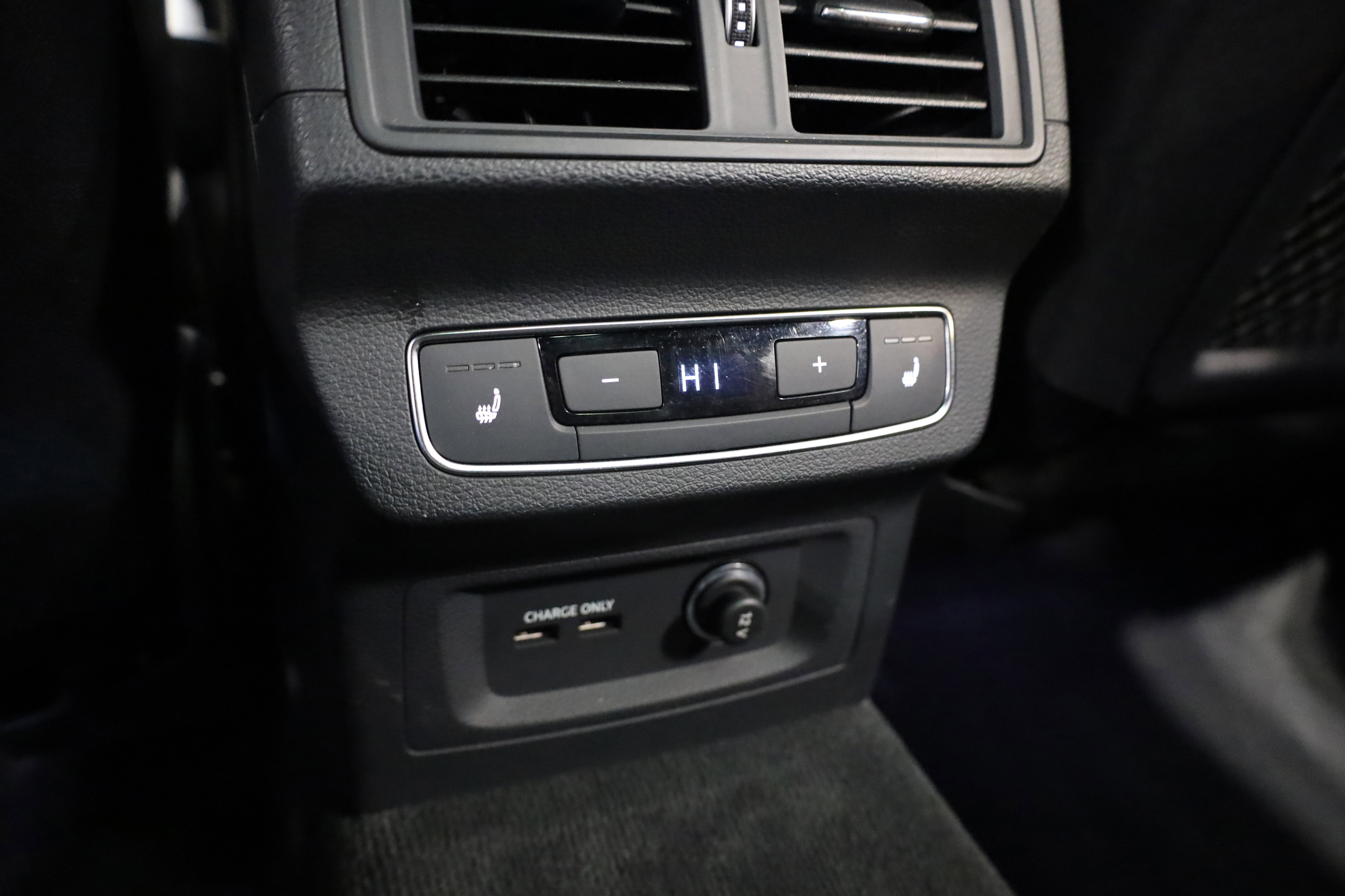 Used 2023 Audi SQ5 Prestige w/ Prestige Package image 39