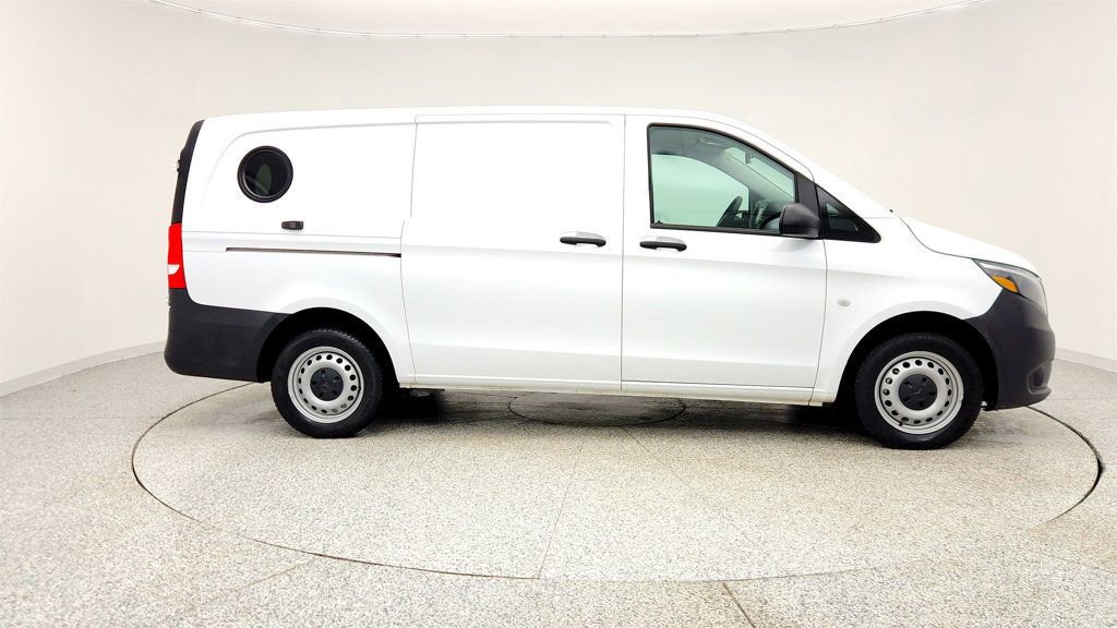 Used 2023 Mercedes-Benz Metris image 4