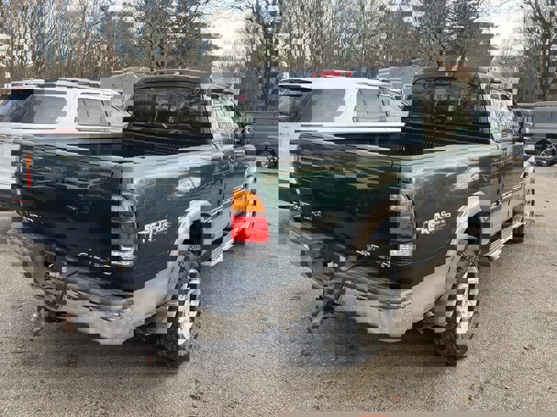 Used 2001 Toyota Tundra Limited image 4