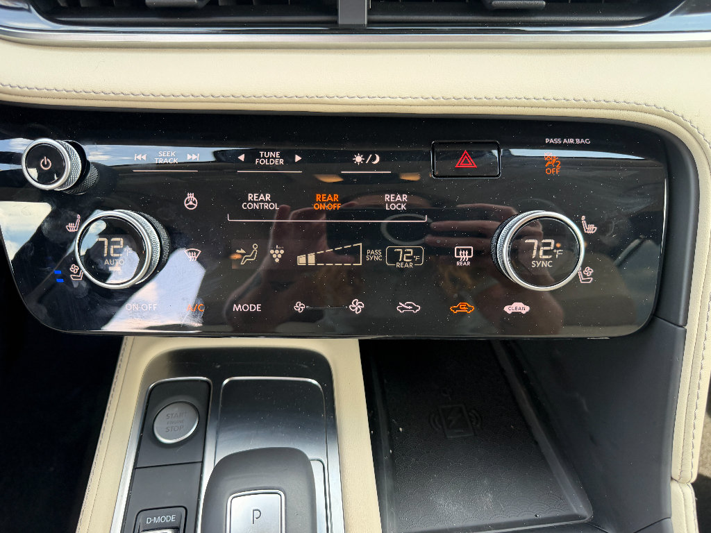 Used 2025 INFINITI QX60 Sensory AWD/4WD image 34