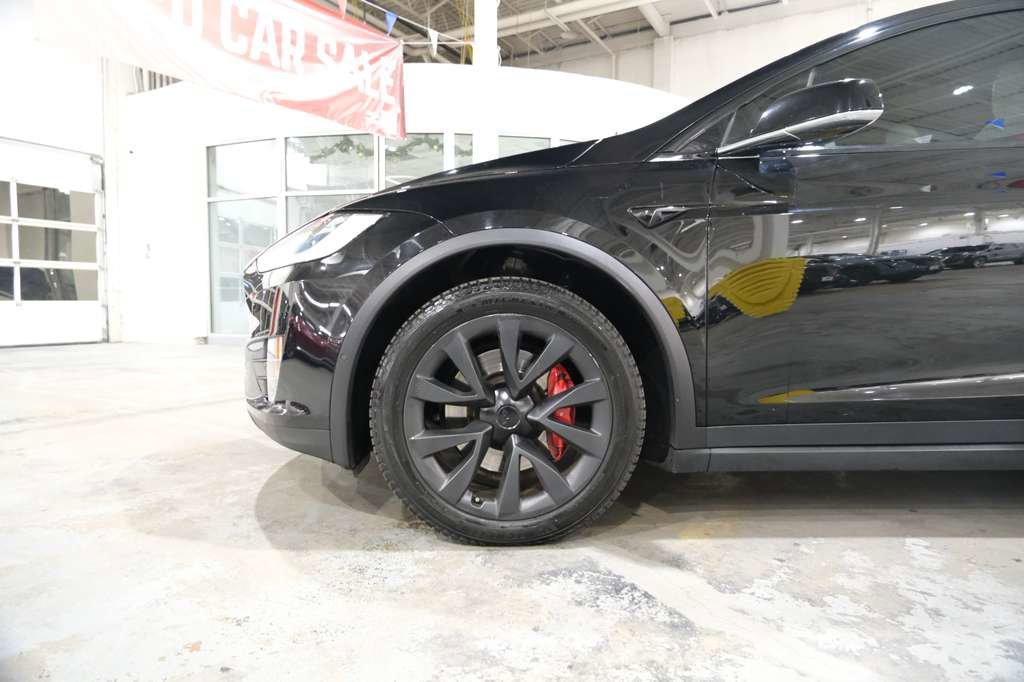 Used 2020 Tesla Model X Performance image 6