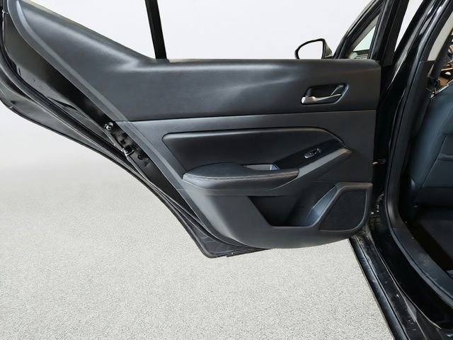 Used 2021 Nissan Altima 2.5 SV w/ SV Premium Package FWD image 20