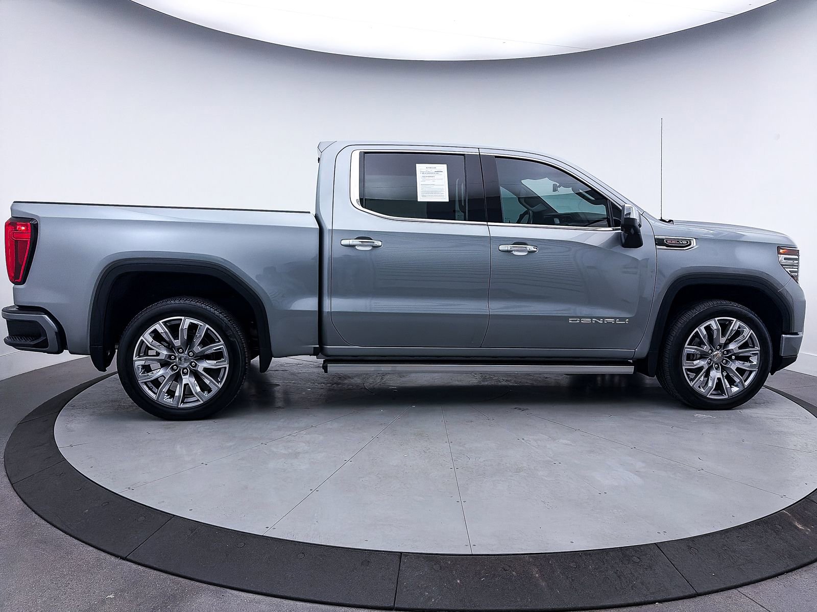 Used 2024 GMC Sierra 1500 Denali w/ Denali Reserve Package image 43