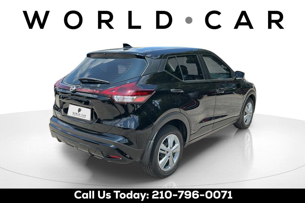 Certified 2025 Nissan Kicks Play S FWD image 3