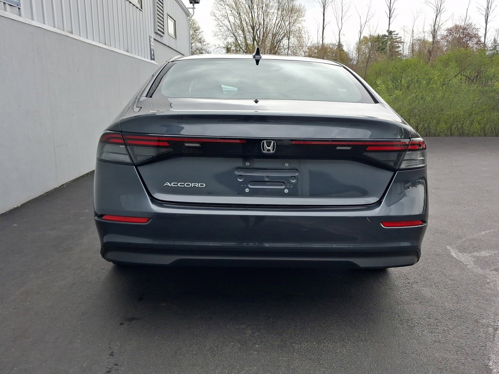 Used 2024 Honda Accord EX image 11