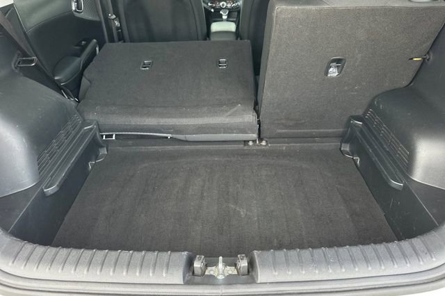 Used 2023 Kia Soul LX w/ LX Technology Package image 16