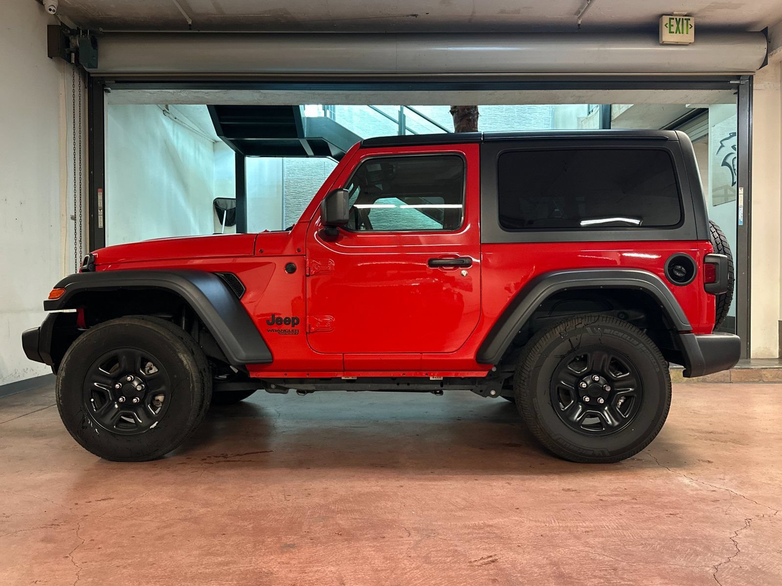 Certified 2021 Jeep Wrangler Sport AWD/4WD image 2