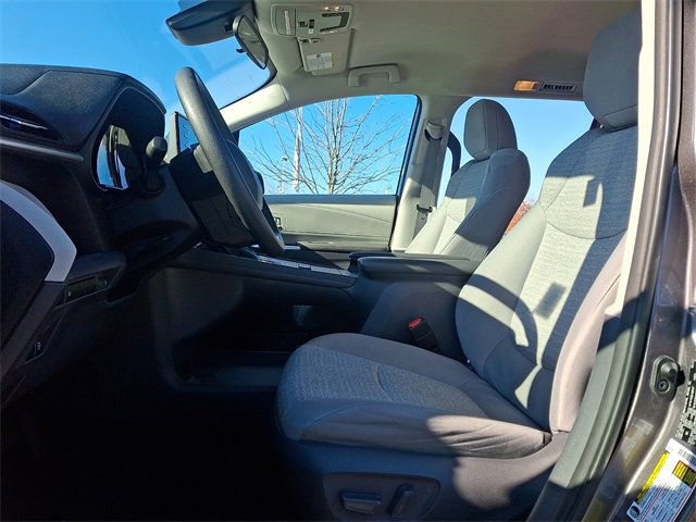 Used 2021 Toyota Sienna LE image 14