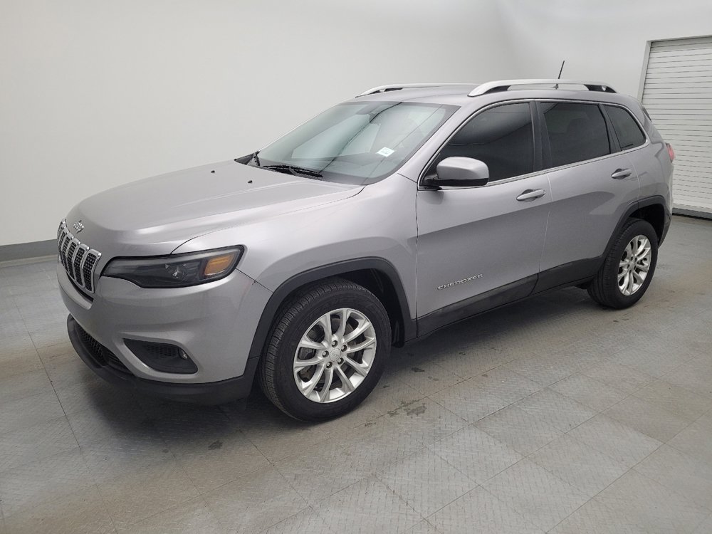 Used 2019 Jeep Cherokee Latitude w/ Popular Appearance Group image 2