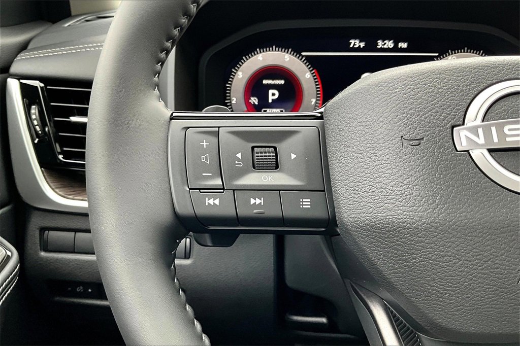 New 2026 Nissan Rogue Platinum image 18