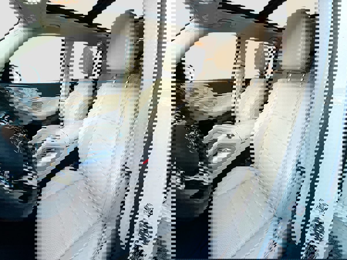 Used 2023 Mercedes-Benz GLS 450 4MATIC image 22