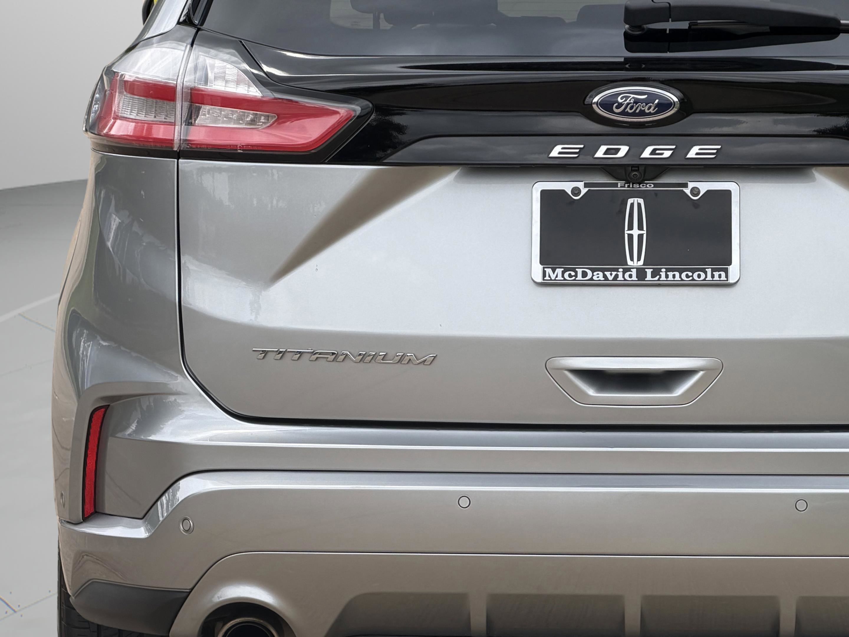 Used 2022 Ford Edge Titanium w/ Equipment Group 301A AWD/4WD image 28