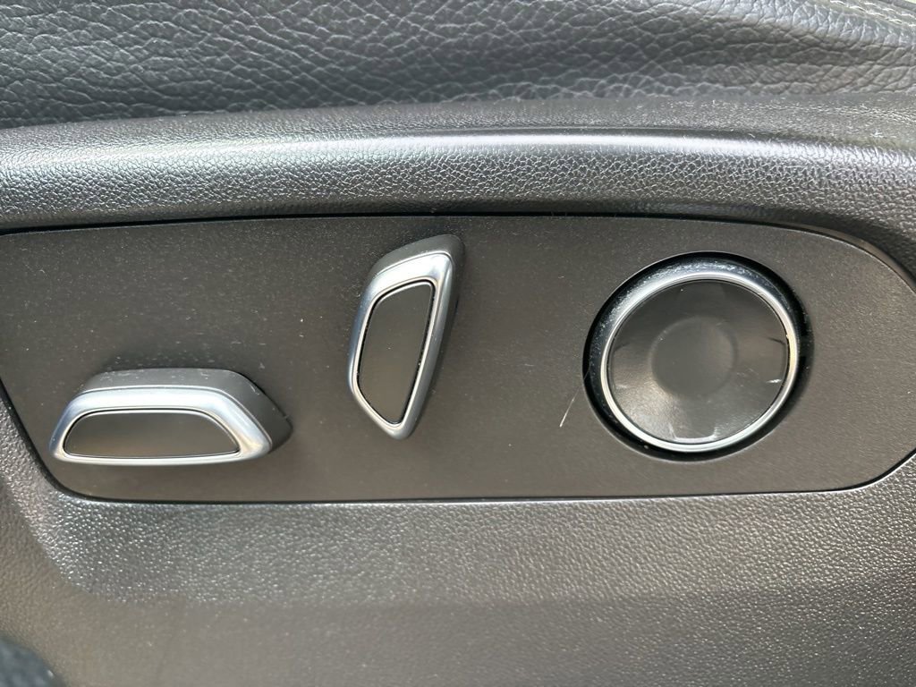 Certified 2023 GMC Yukon XL Denali image 21