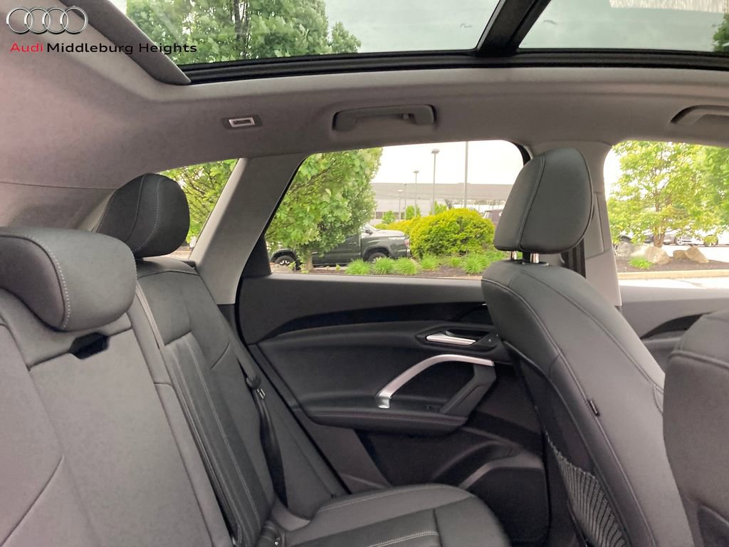 New 2025 Audi Q5 Premium Plus image 24