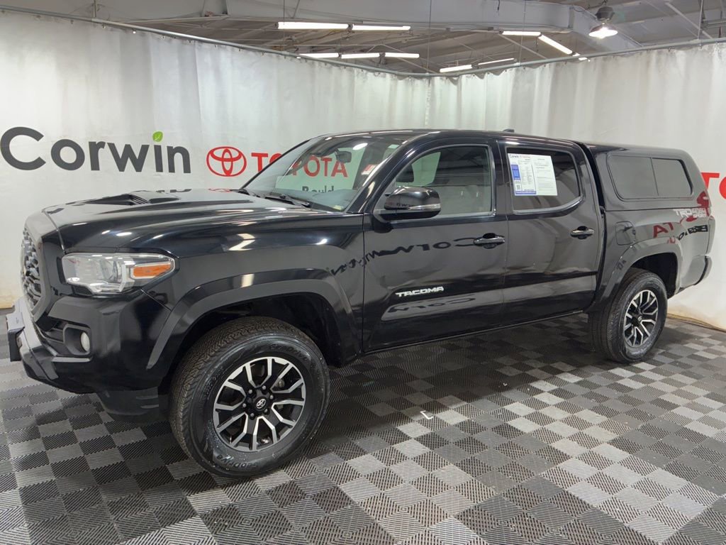 Used 2021 Toyota Tacoma TRD Sport w/ Technology Package image 4