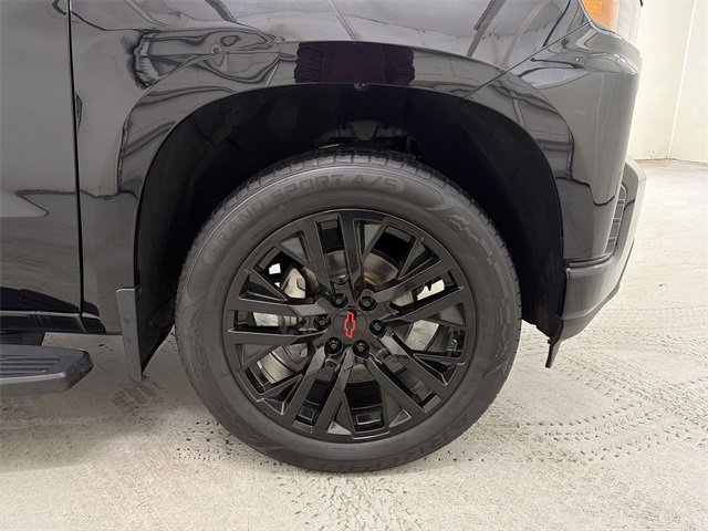 Used 2020 Chevrolet Silverado 1500 Custom w/ Custom Value Package image 14