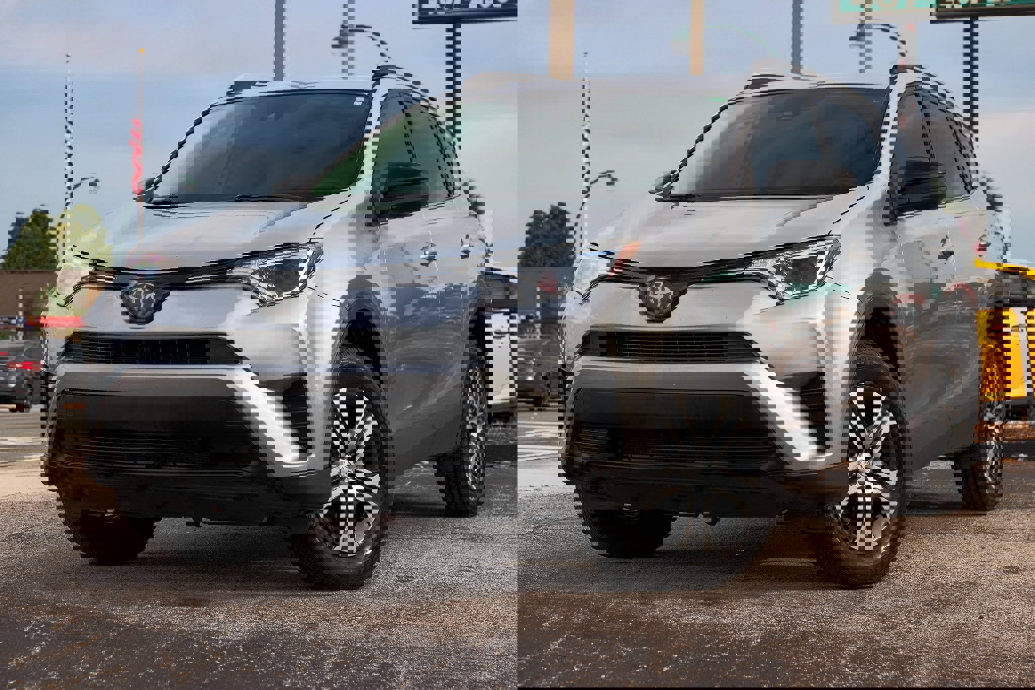 Used 2018 Toyota RAV4 LE