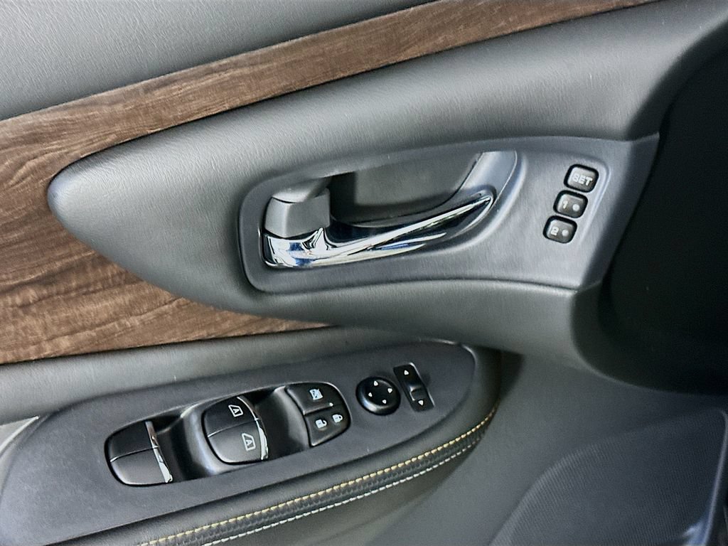 Used 2024 Nissan Murano Platinum w/ Cargo Package FWD image 24