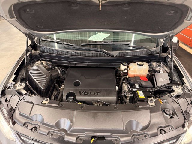 Used 2019 Chevrolet Traverse LT FWD image 26