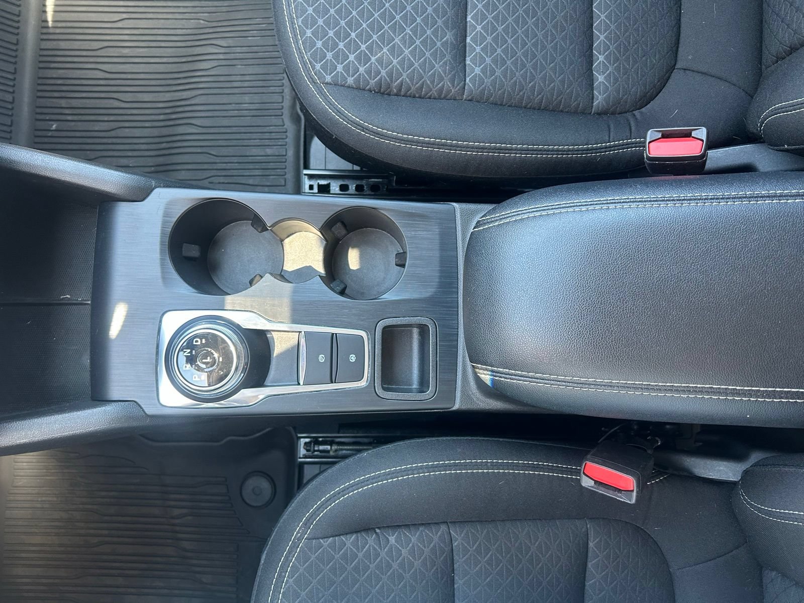 Used 2024 Ford Escape Active w/ Tech Pack #1 AWD/4WD image 19