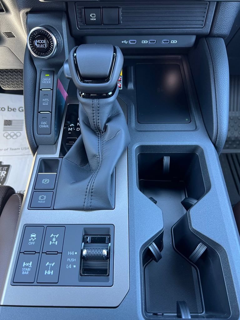 New 2027 Toyota Land Cruiser w/ Premium Package AWD/4WD image 19