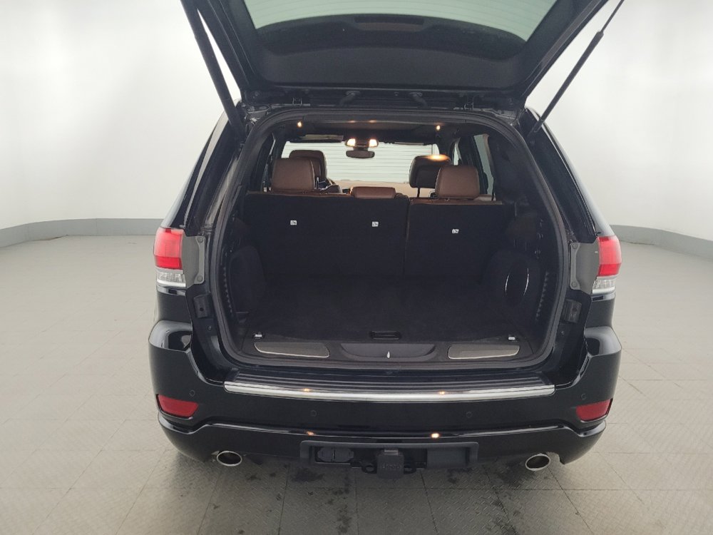 Used 2021 Jeep Grand Cherokee Overland AWD/4WD image 29