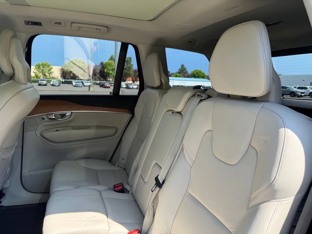 Used 2021 Volvo XC90 T8 Inscription Expression w/ Advanced Package AWD/4WD image 31