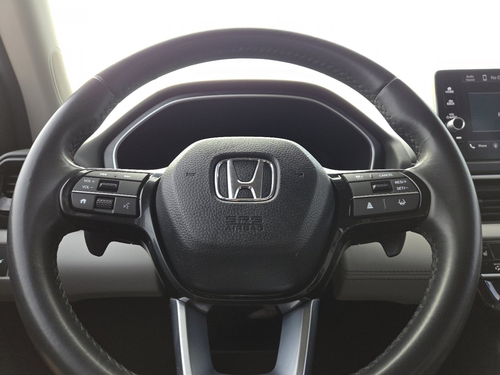Used 2025 Honda Pilot EX-L image 27