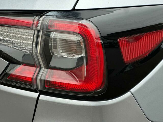 Used 2020 Subaru Outback Premium image 33