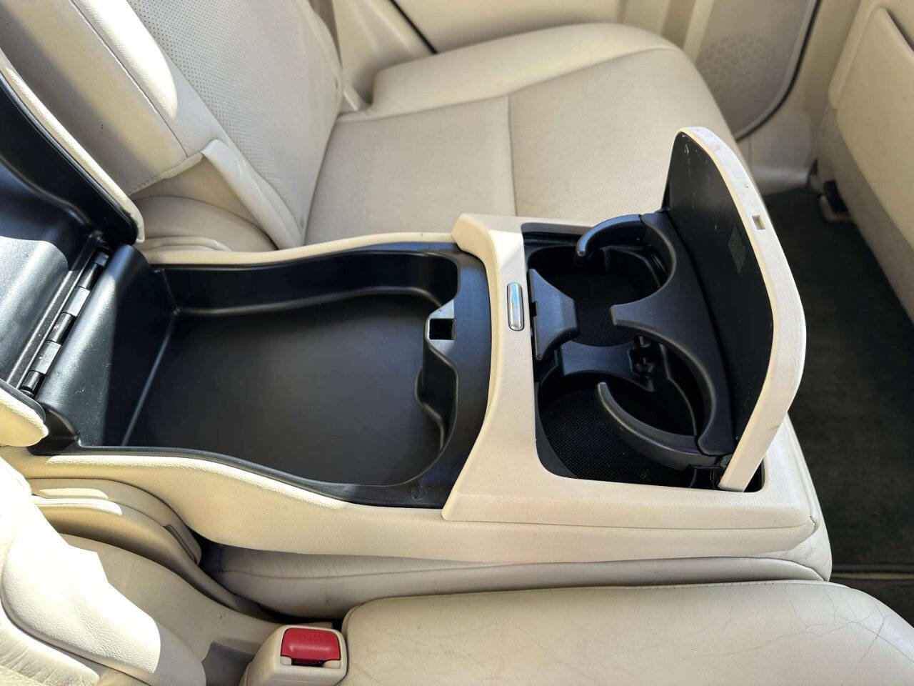 Used 2014 Lexus RX 350 AWD w/ Navigation Package image 28