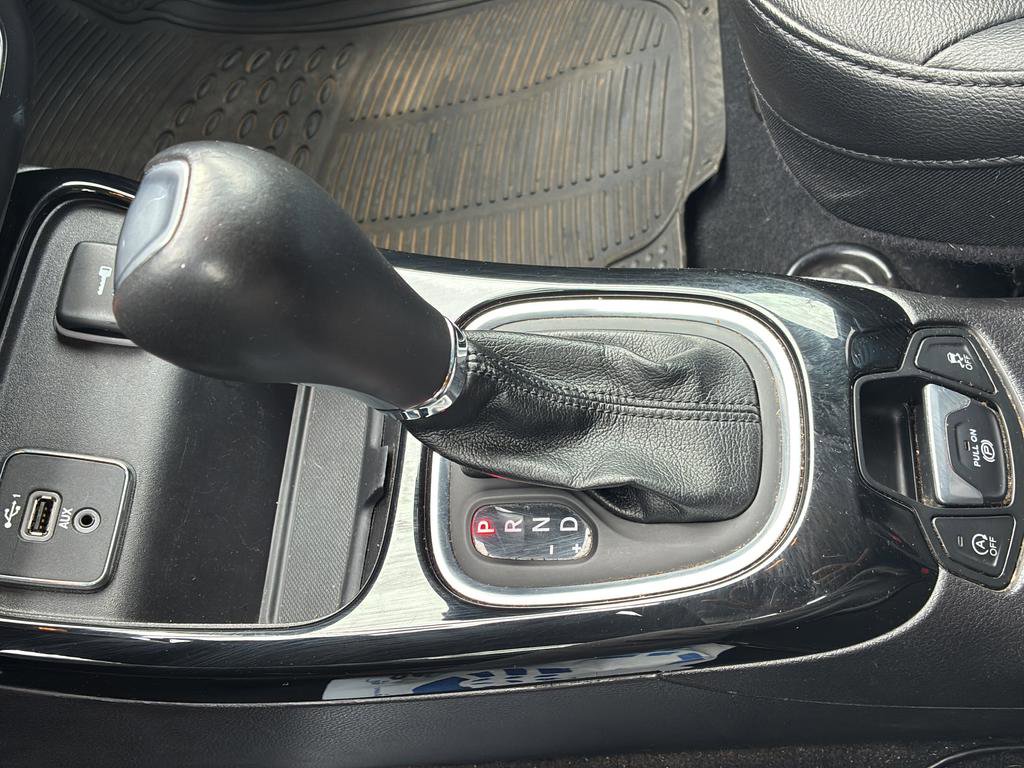 Used 2021 Jeep Compass Latitude image 30