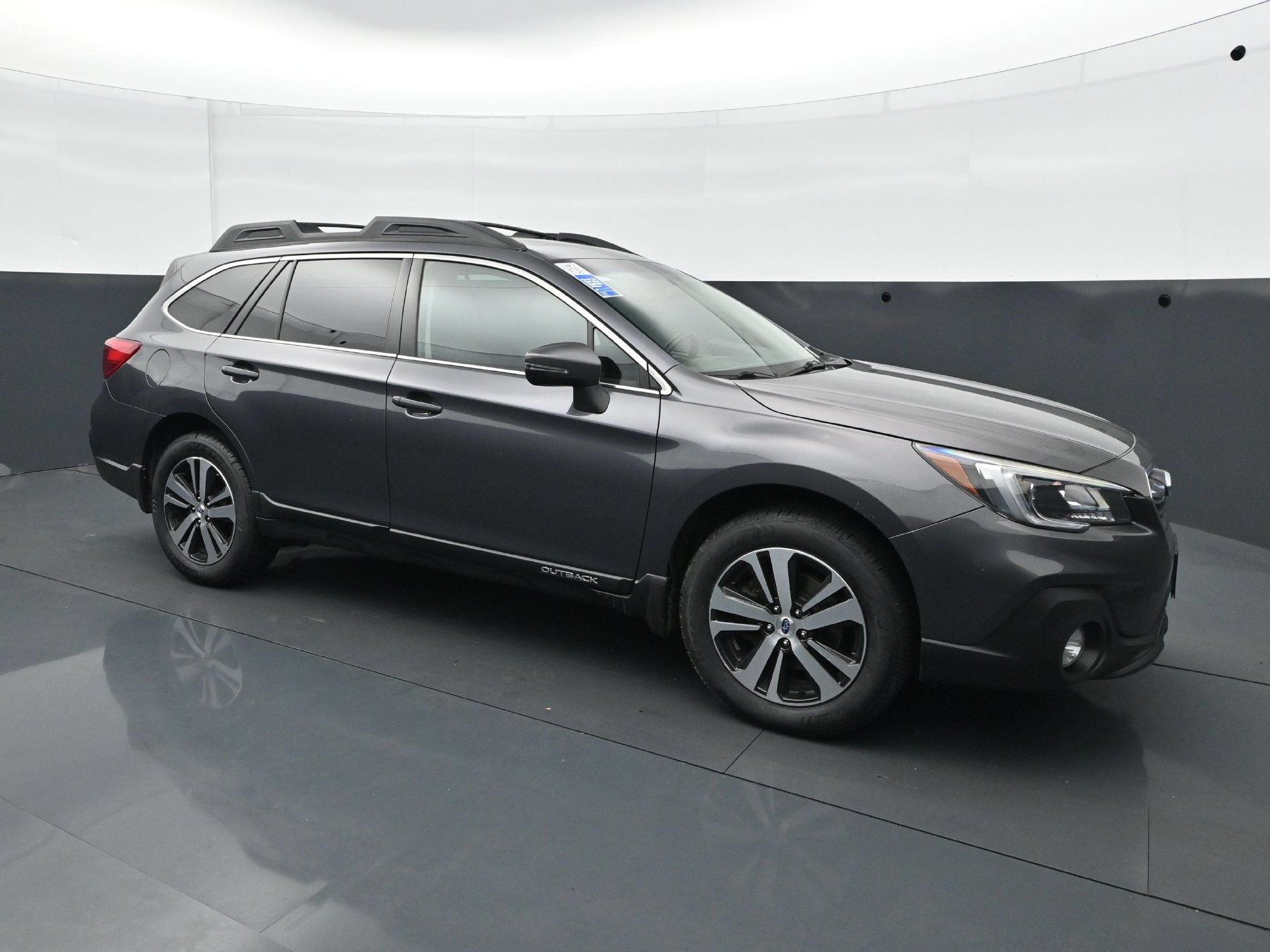Used 2018 Subaru Outback 2.5i Limited w/ Popular Package #2 AWD/4WD image 8