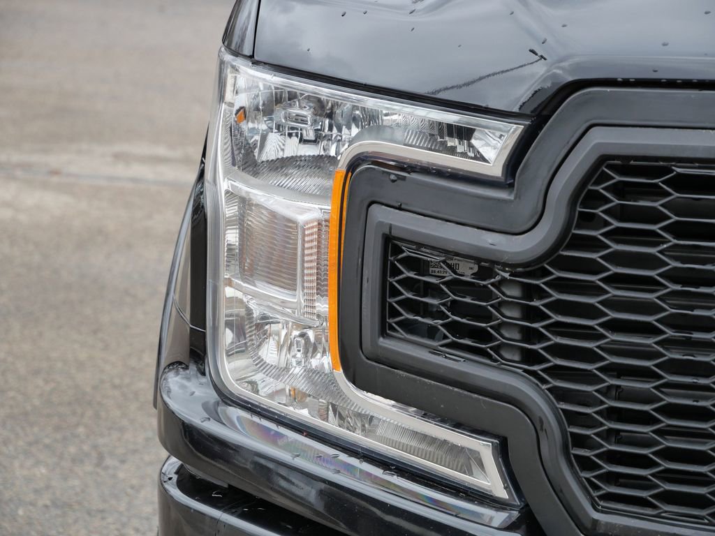 Used 2019 Ford F150 XLT w/ Equipment Group 302A Luxury image 3