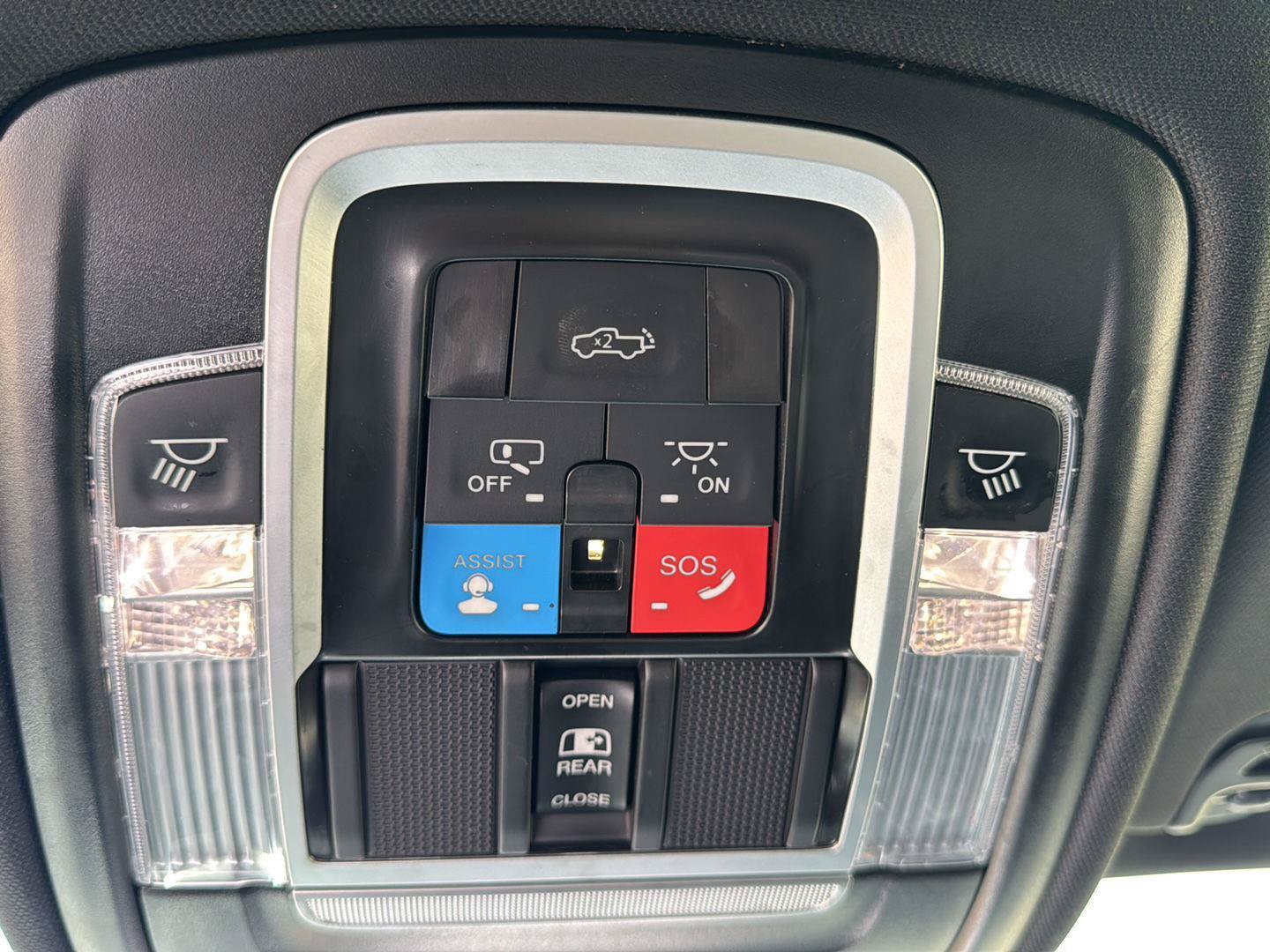 Used 2025 RAM 1500 Big Horn AWD/4WD image 18