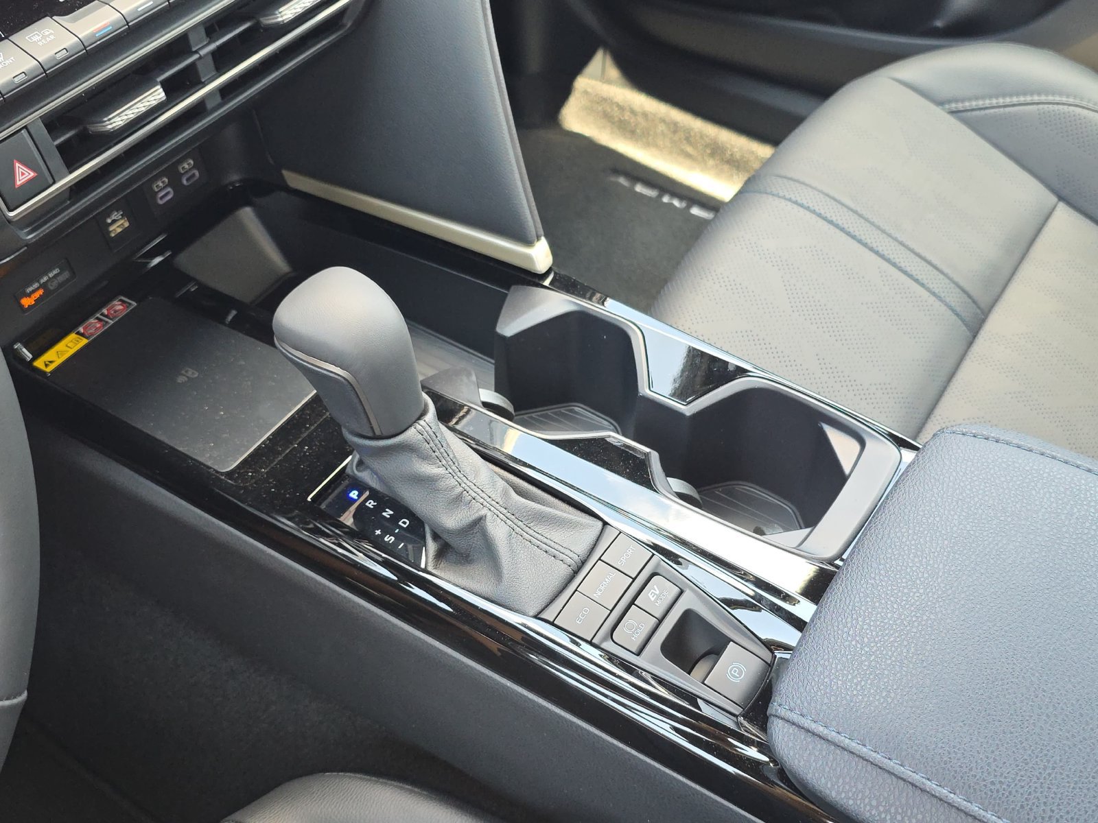 New 2026 Toyota Camry XSE FWD image 21
