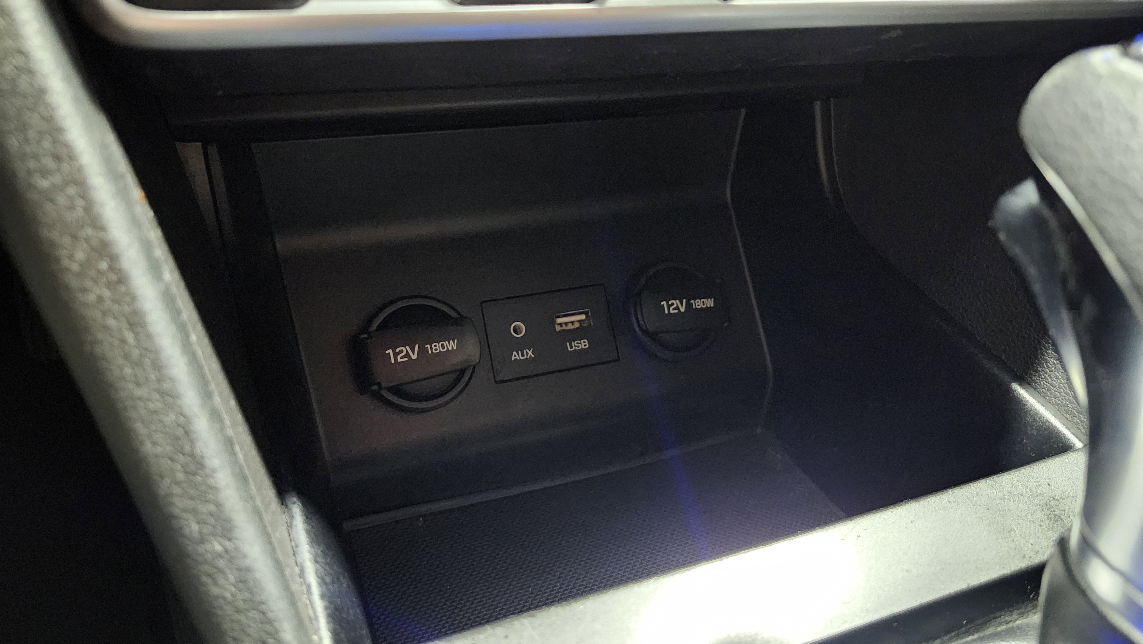 Used 2020 Hyundai Elantra SE w/ Cargo Package (C1) image 6