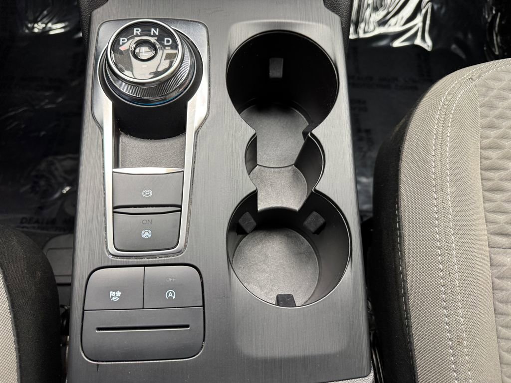 Certified 2022 Ford Escape SE w/ Convenience Package image 17