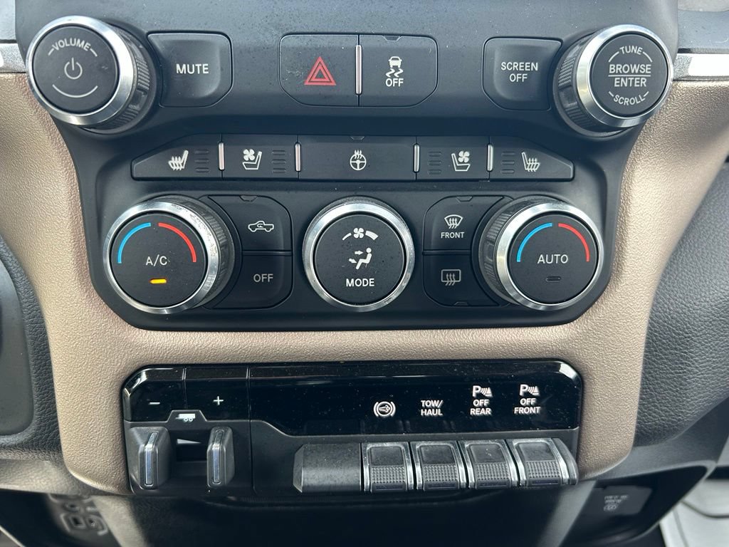 Used 2019 RAM 2500 Laramie AWD/4WD image 31