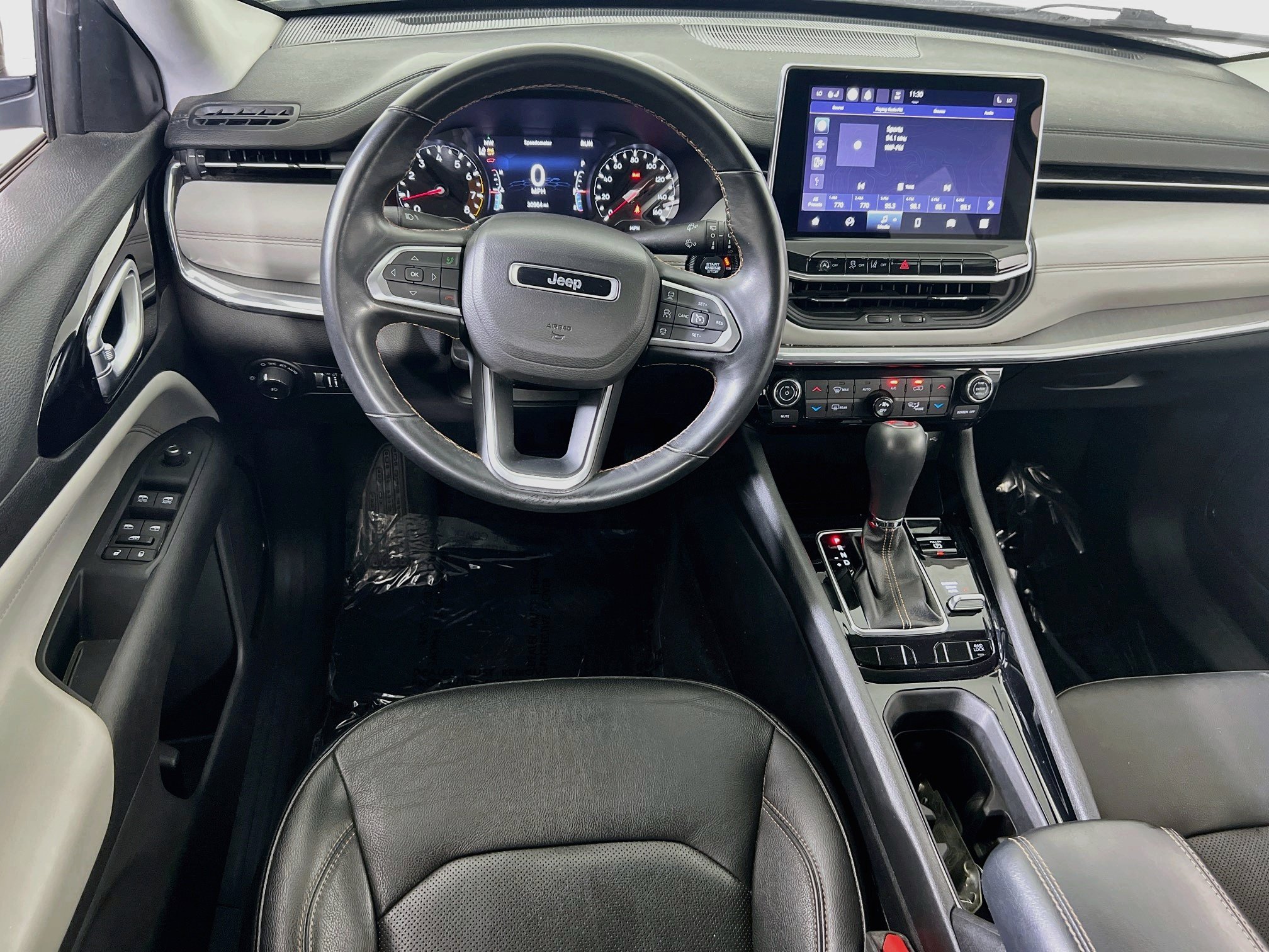 Used 2022 Jeep Compass Limited AWD/4WD image 21