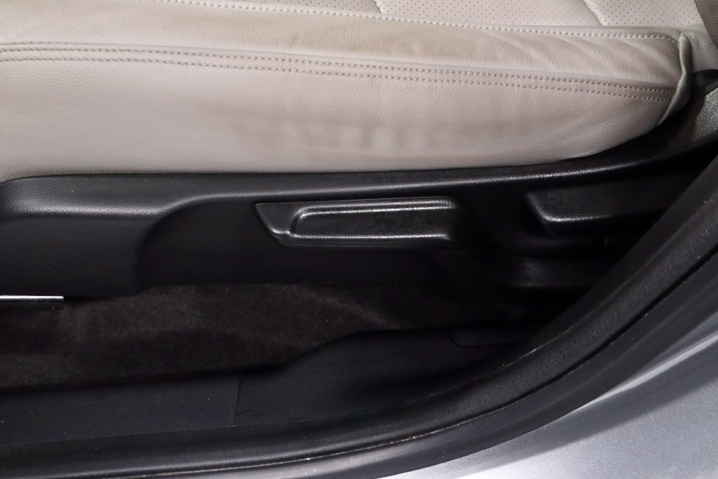 Used 2021 Honda HR-V EX-L image 24