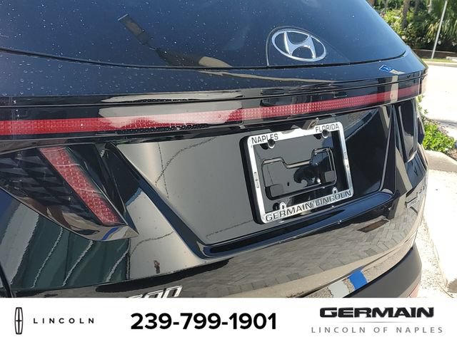 Used 2023 Hyundai Tucson Limited AWD/4WD image 16