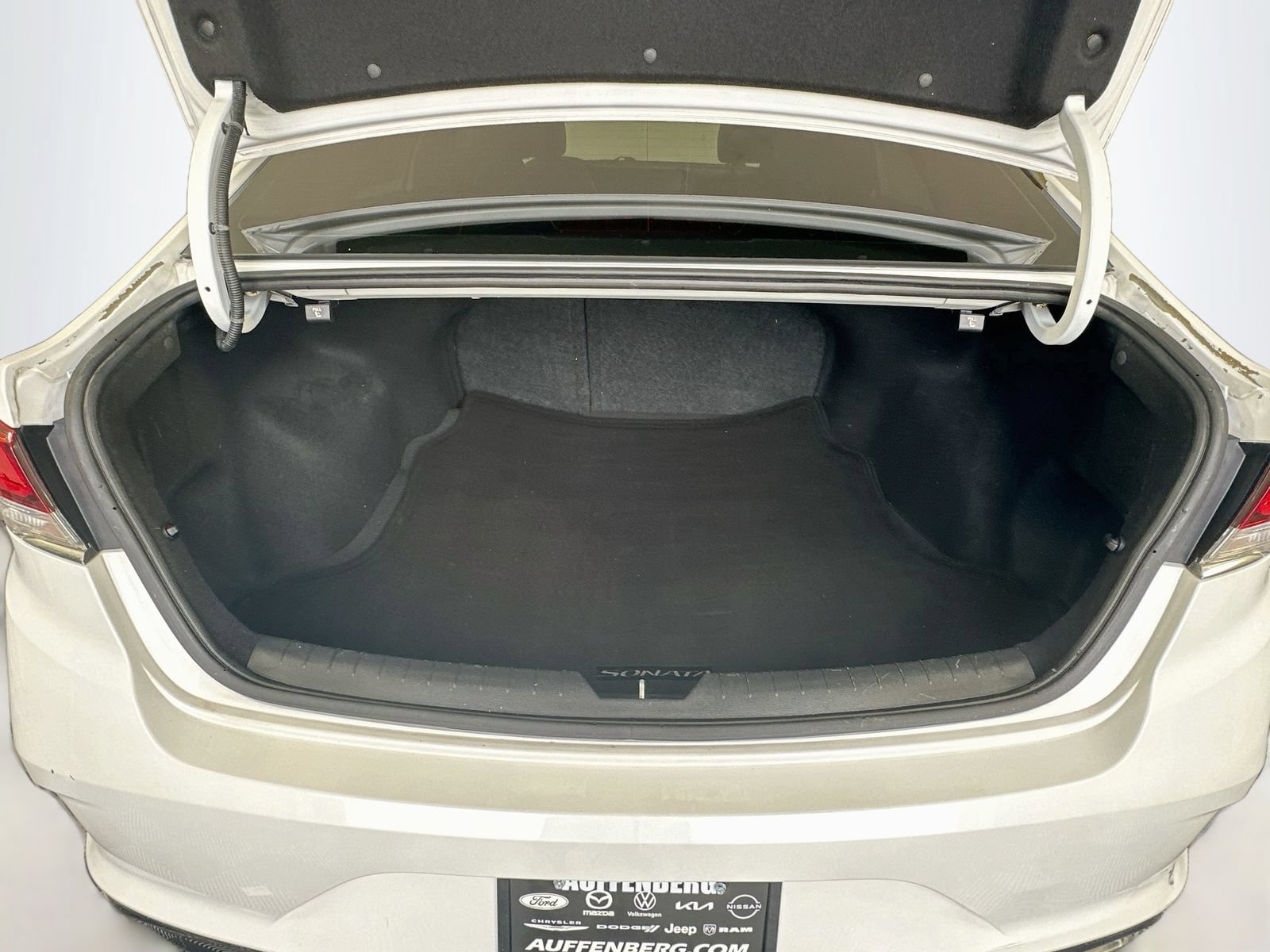 Used 2018 Hyundai Sonata Limited FWD image 22