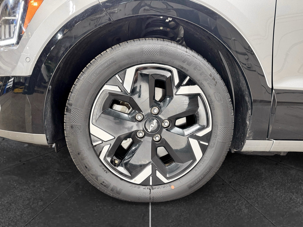 Used 2023 Kia Niro Wave w/ Wave Preserve Package FWD image 31
