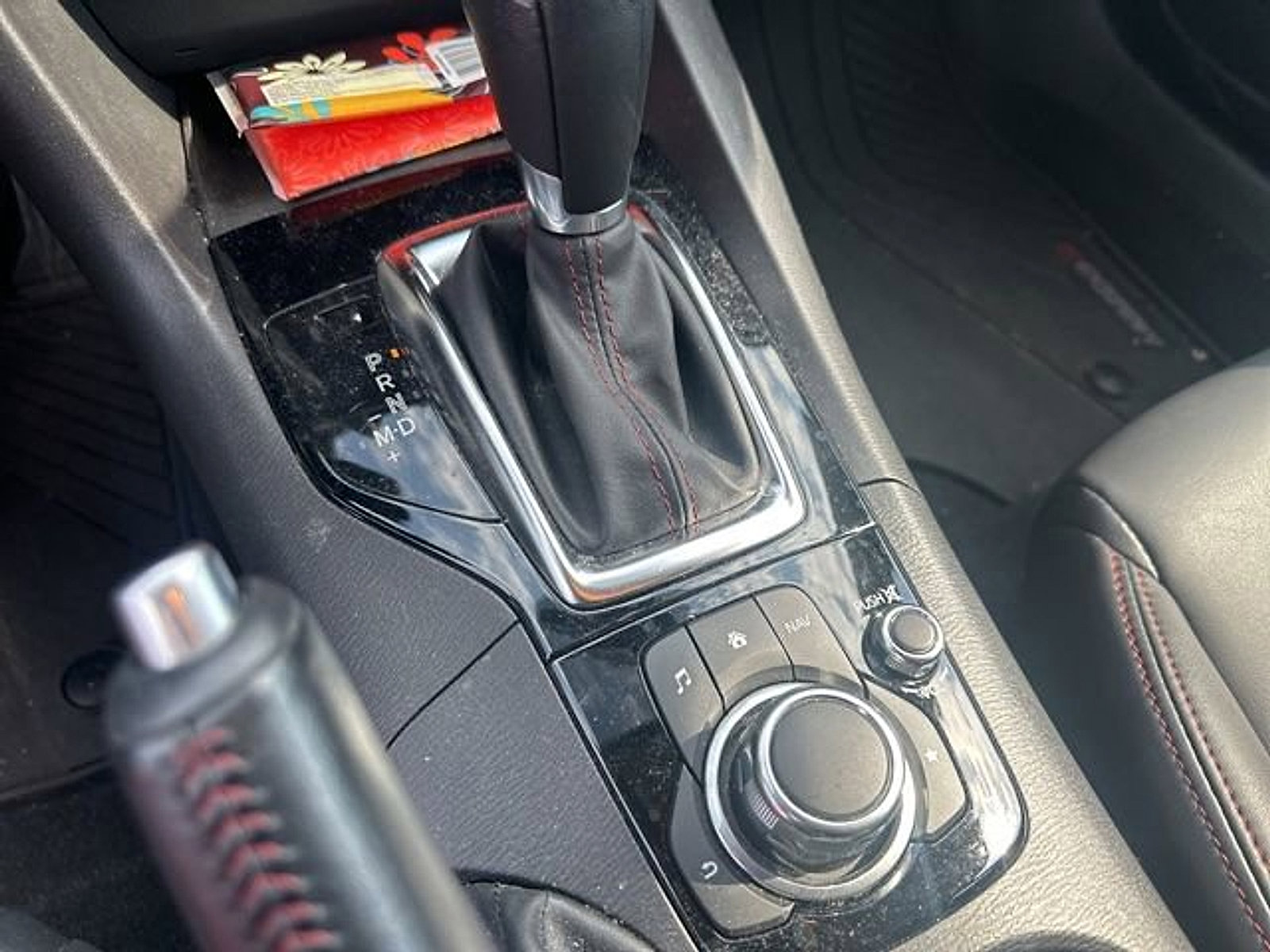 Used 2016 MAZDA MAZDA3 i Grand Touring image 7