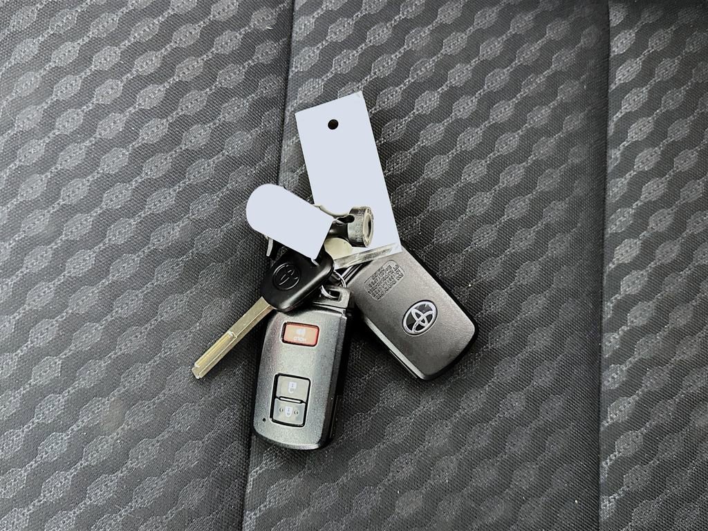 Used 2023 Toyota Tacoma SR5 image 30