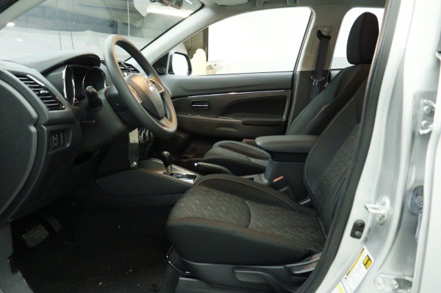 New 2026 Mitsubishi Outlander Sport ES AWD/4WD image 6